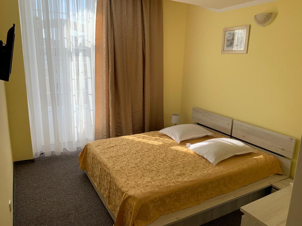 Hotel Rares 보토샤니 외부 사진